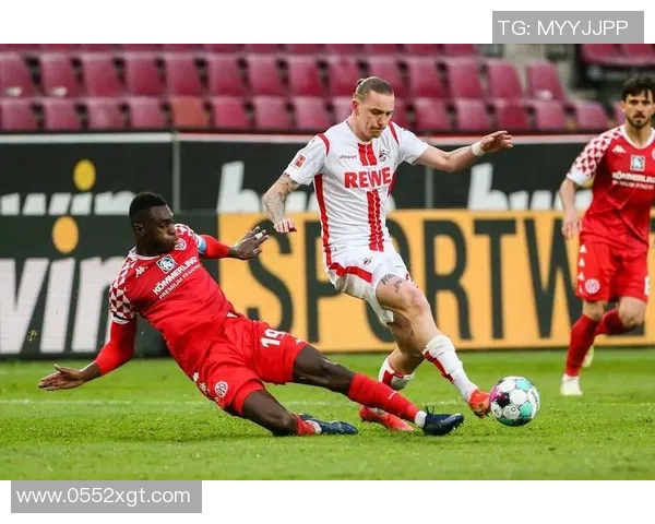 科隆与杜伊斯的对决分析及双方近期状态评估 科隆与杜伊斯的对决分析及双方近期状态评估